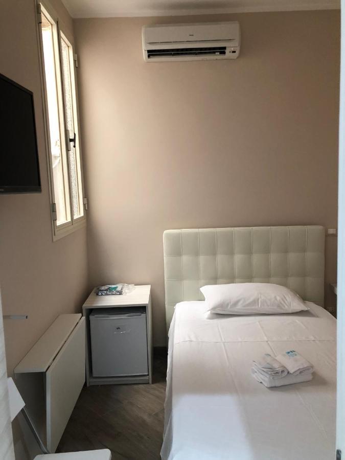 Elena Rooms Таранто Екстер'єр фото