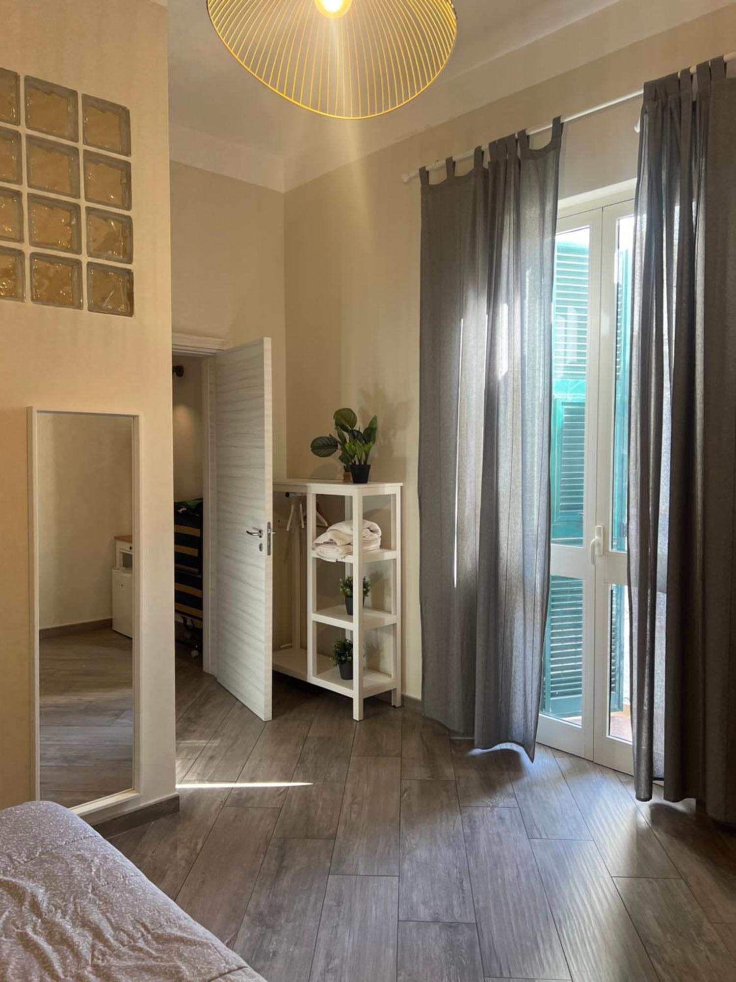 Elena Rooms Таранто Екстер'єр фото