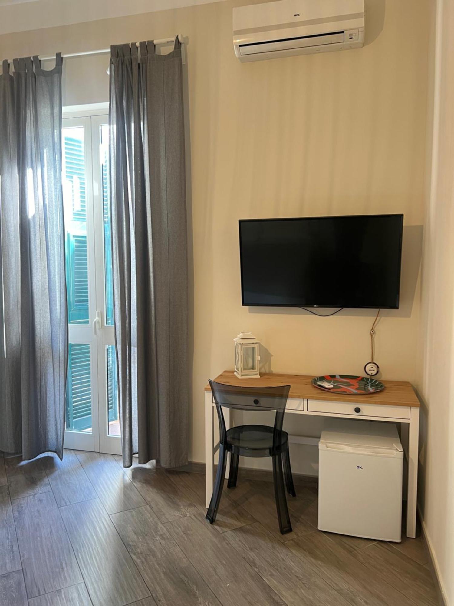 Elena Rooms Таранто Екстер'єр фото