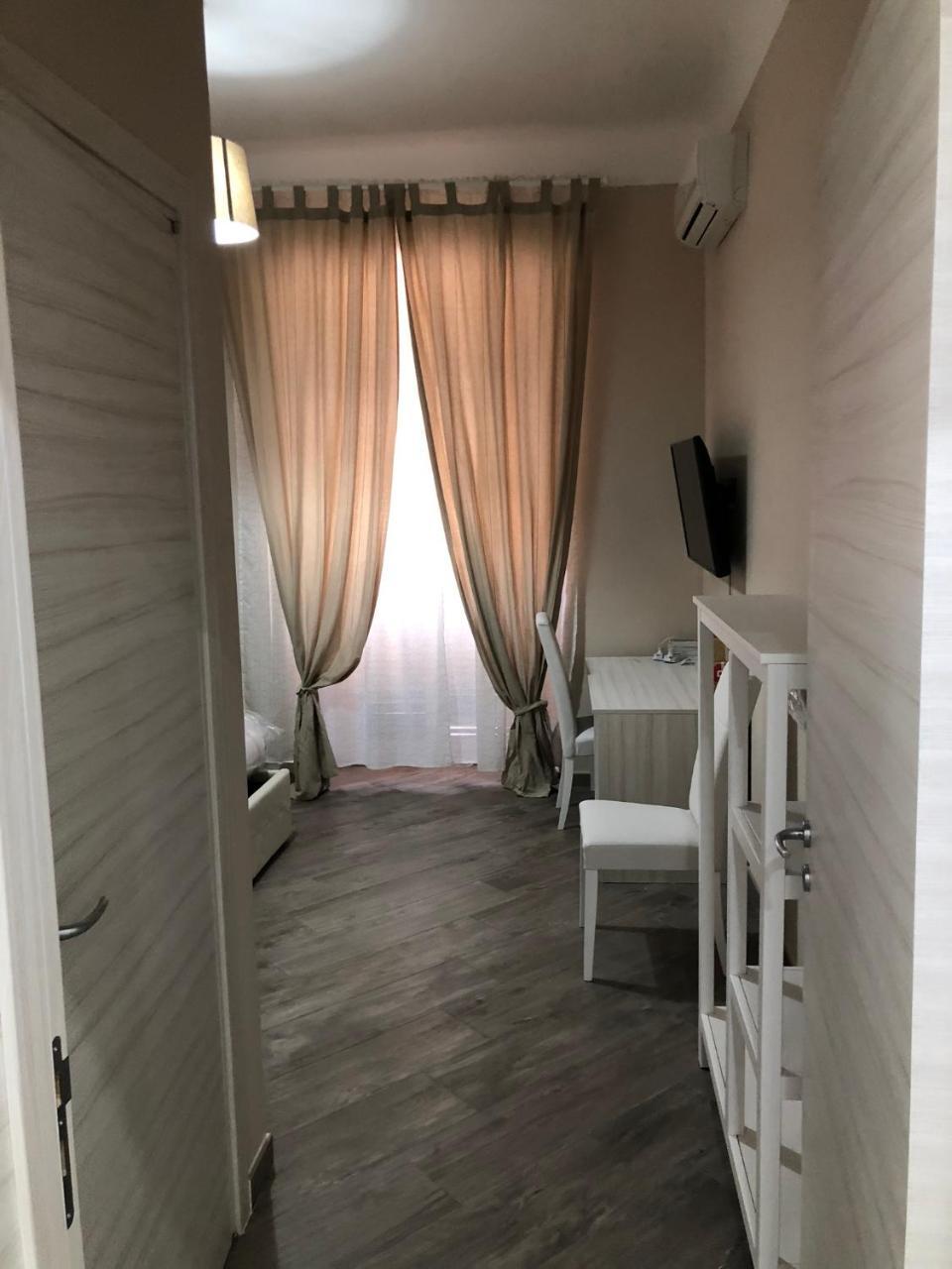 Elena Rooms Таранто Екстер'єр фото